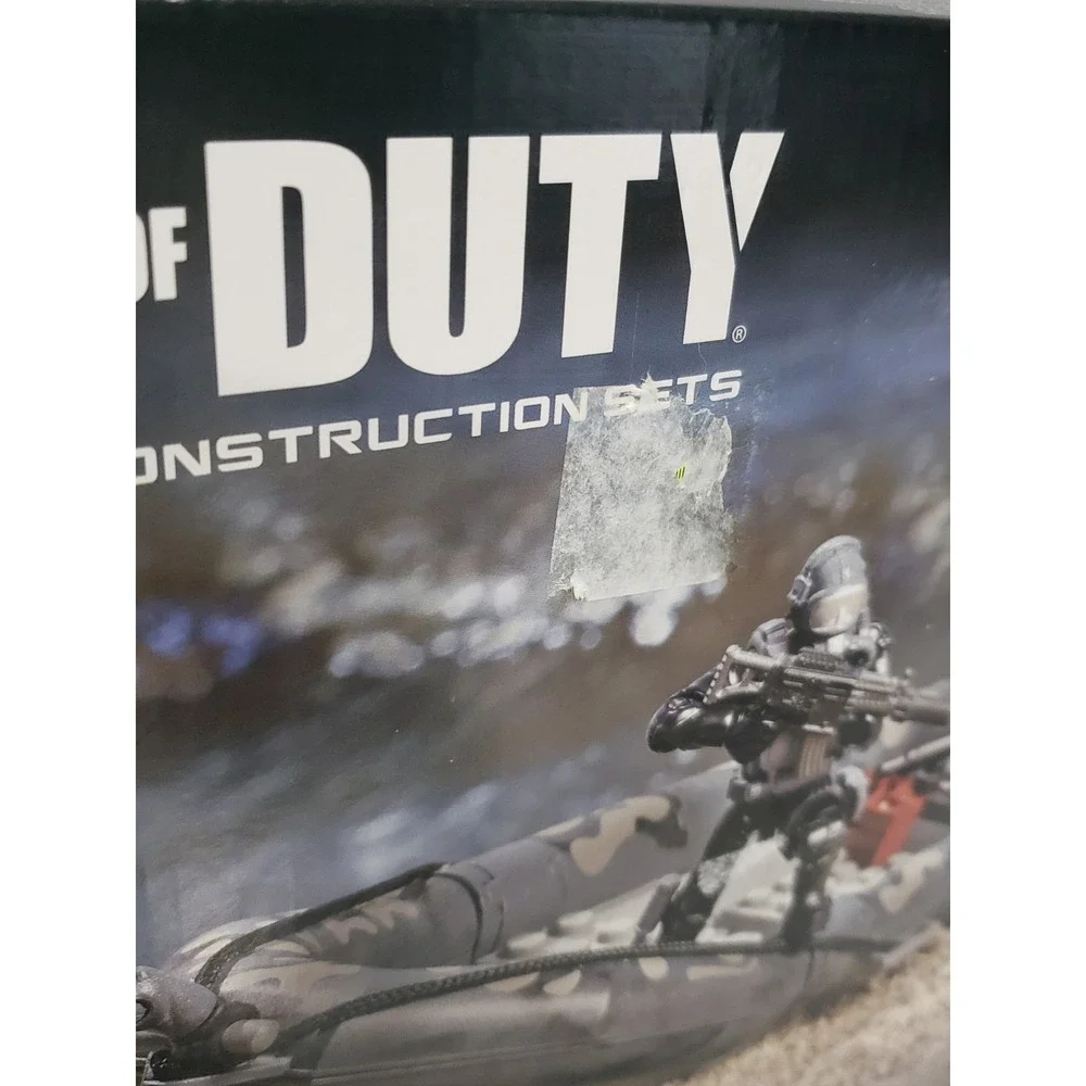 New 2013 MEGA BLOKS COLLECTOR SERIES CALL OF DUTY RIB BEACH ASSAULT #06815
